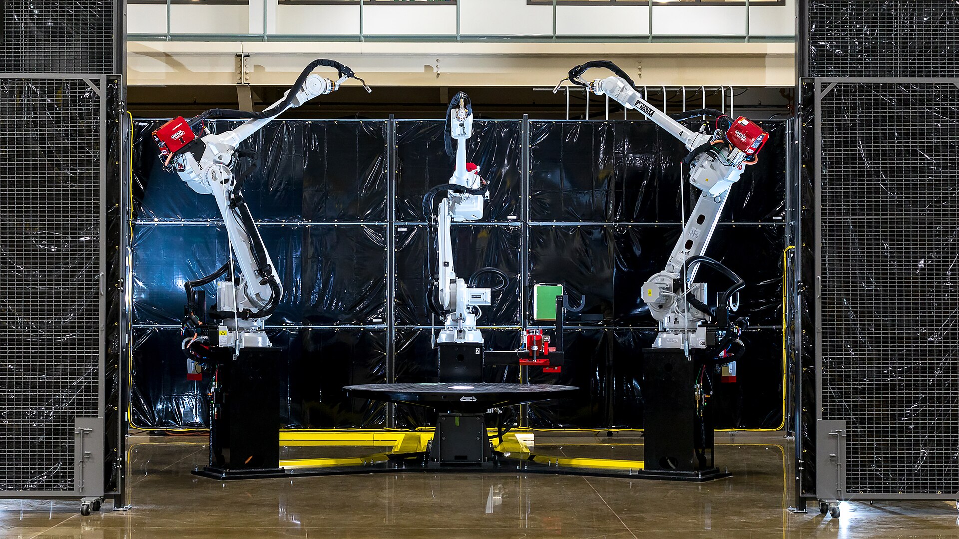 Large-scale 3D printing platform